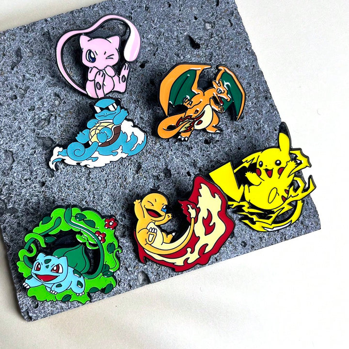 Set de insigne emailate SHEIN, mix culori