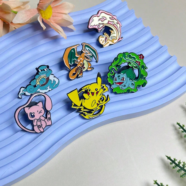 Set de insigne emailate SHEIN, mix culori