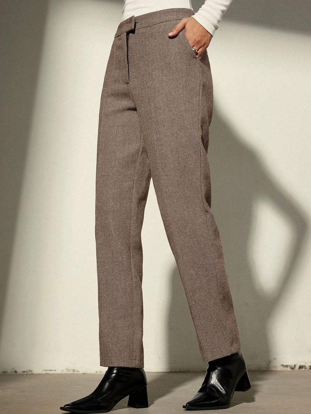 Pantaloni SHEIN, kaki