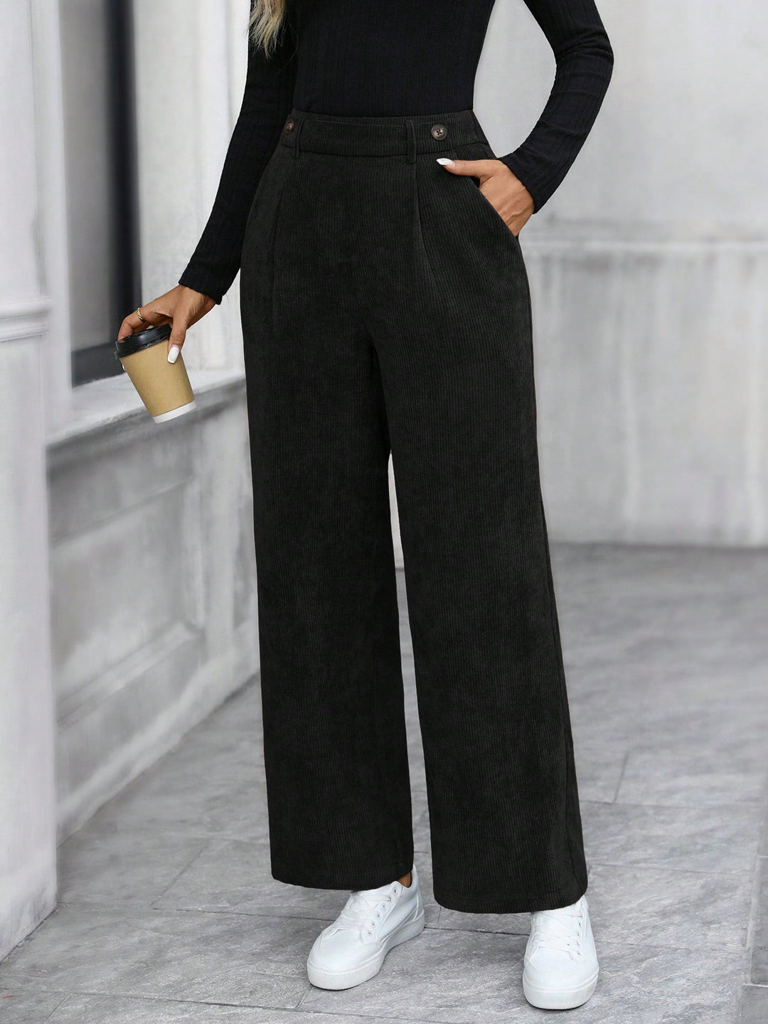 Pantaloni SHEIN, negru