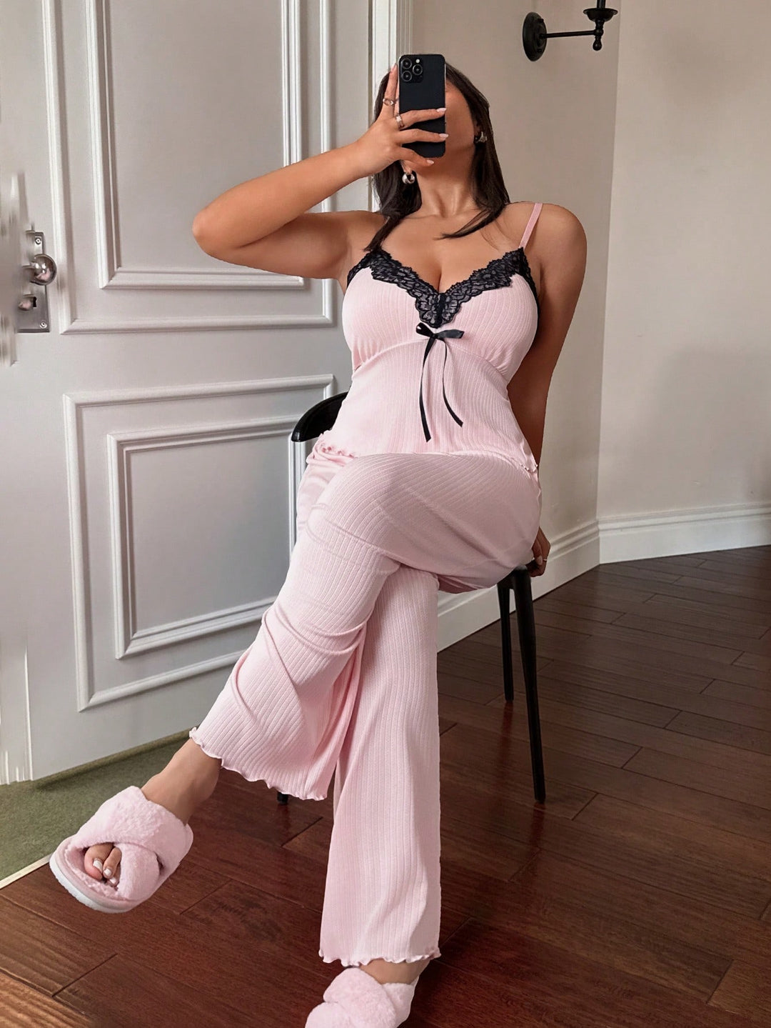 Compleu pijamale SHEIN, roz