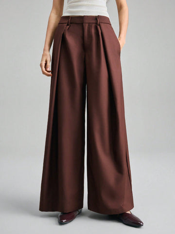 Pantaloni SHEIN, maro