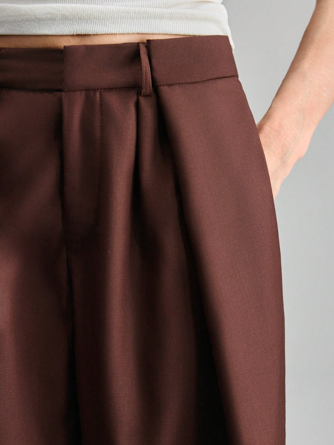 Pantaloni SHEIN, maro