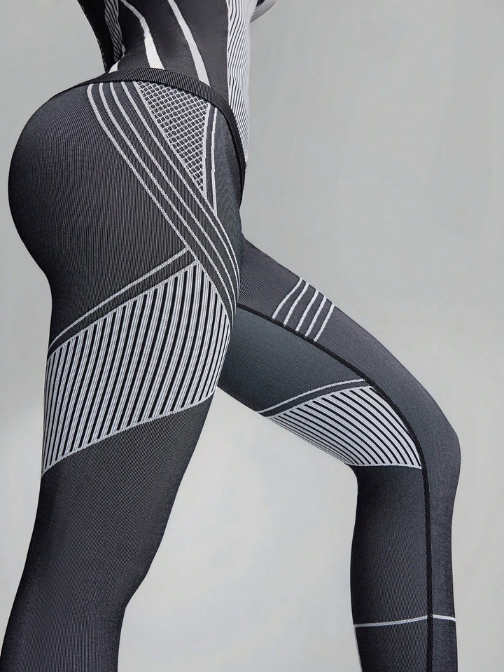 Compleu sport SHEIN, mix culori