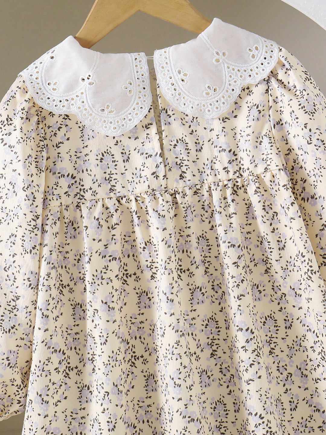 Rochie SHEIN, crem