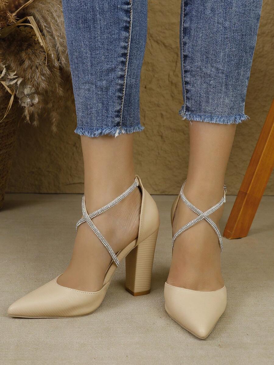 Pantofi cu toc SHEIN, bej