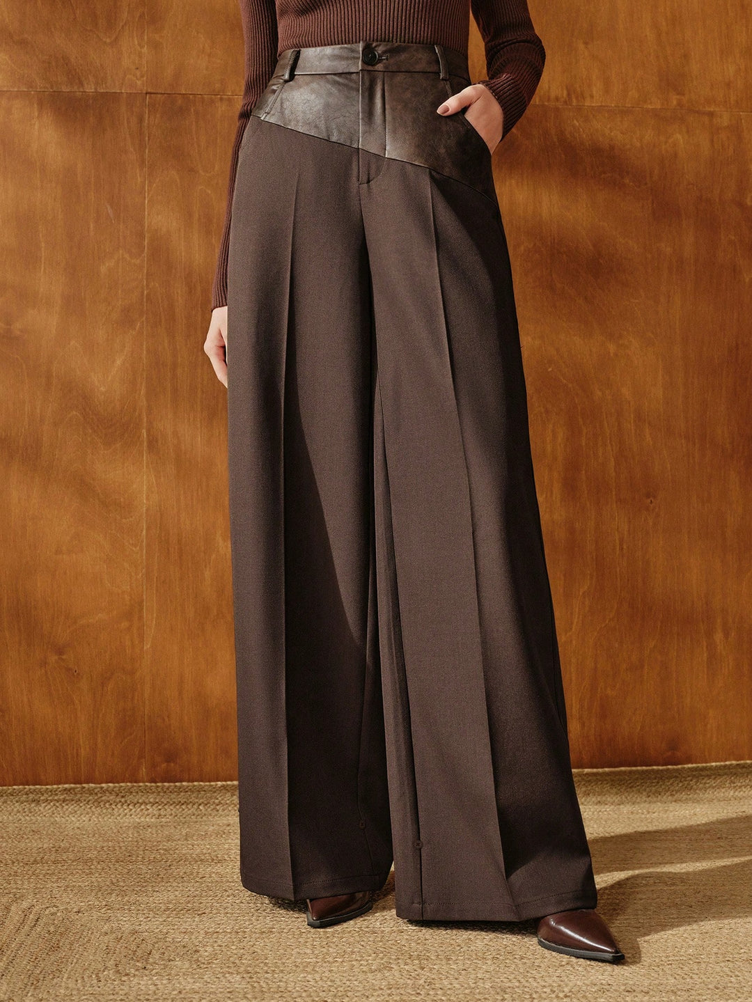Pantaloni SHEIN, maro