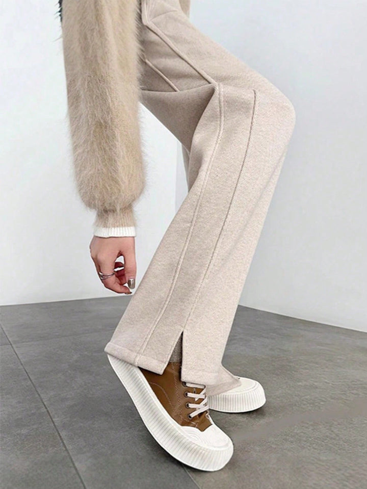Pantaloni SHEIN, auriu