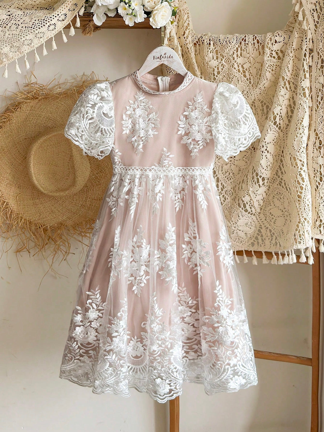 Rochie SHEIN, crem