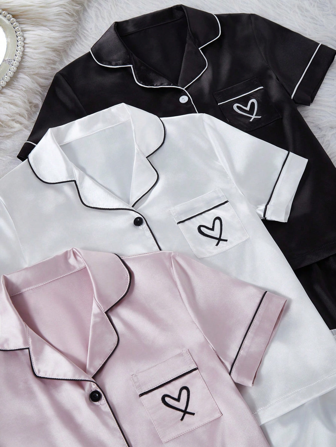 Pijama SHEIN, mix culori