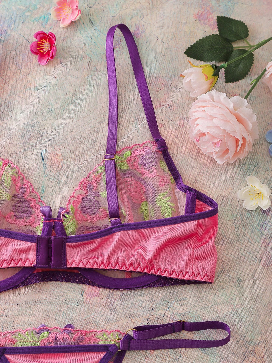 Set lenjerie SHEIN, mix culori