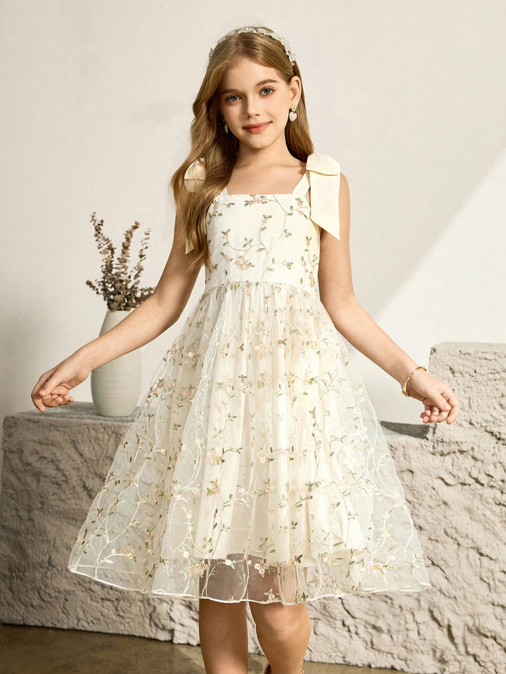 Rochie SHEIN, crem