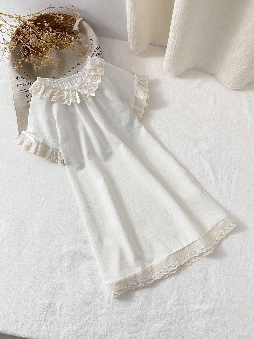 Rochie de noapte SHEIN, crem