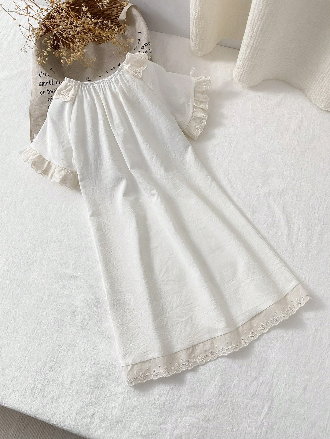 Rochie de noapte SHEIN, crem