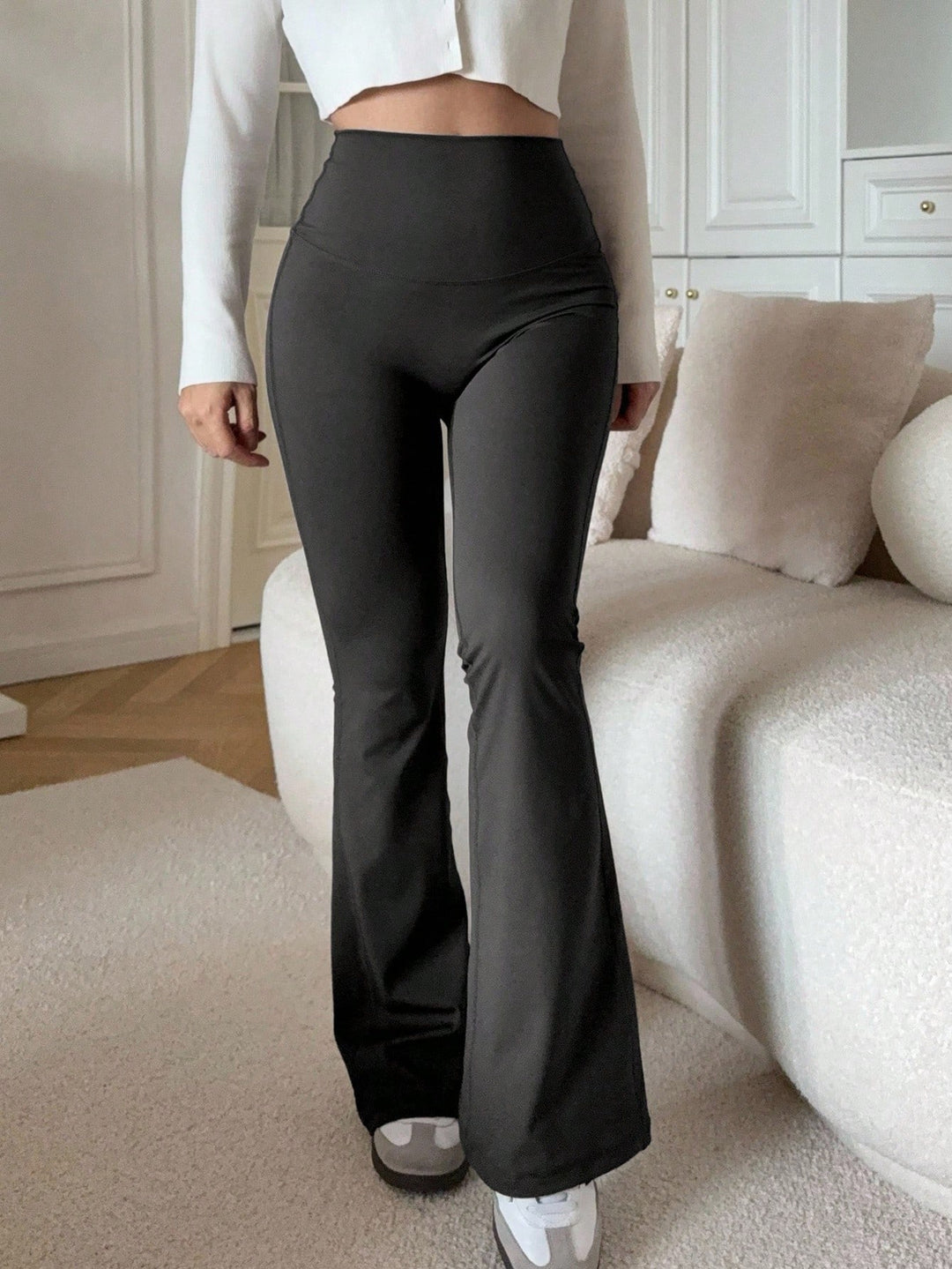 Pantaloni SHEIN, negru