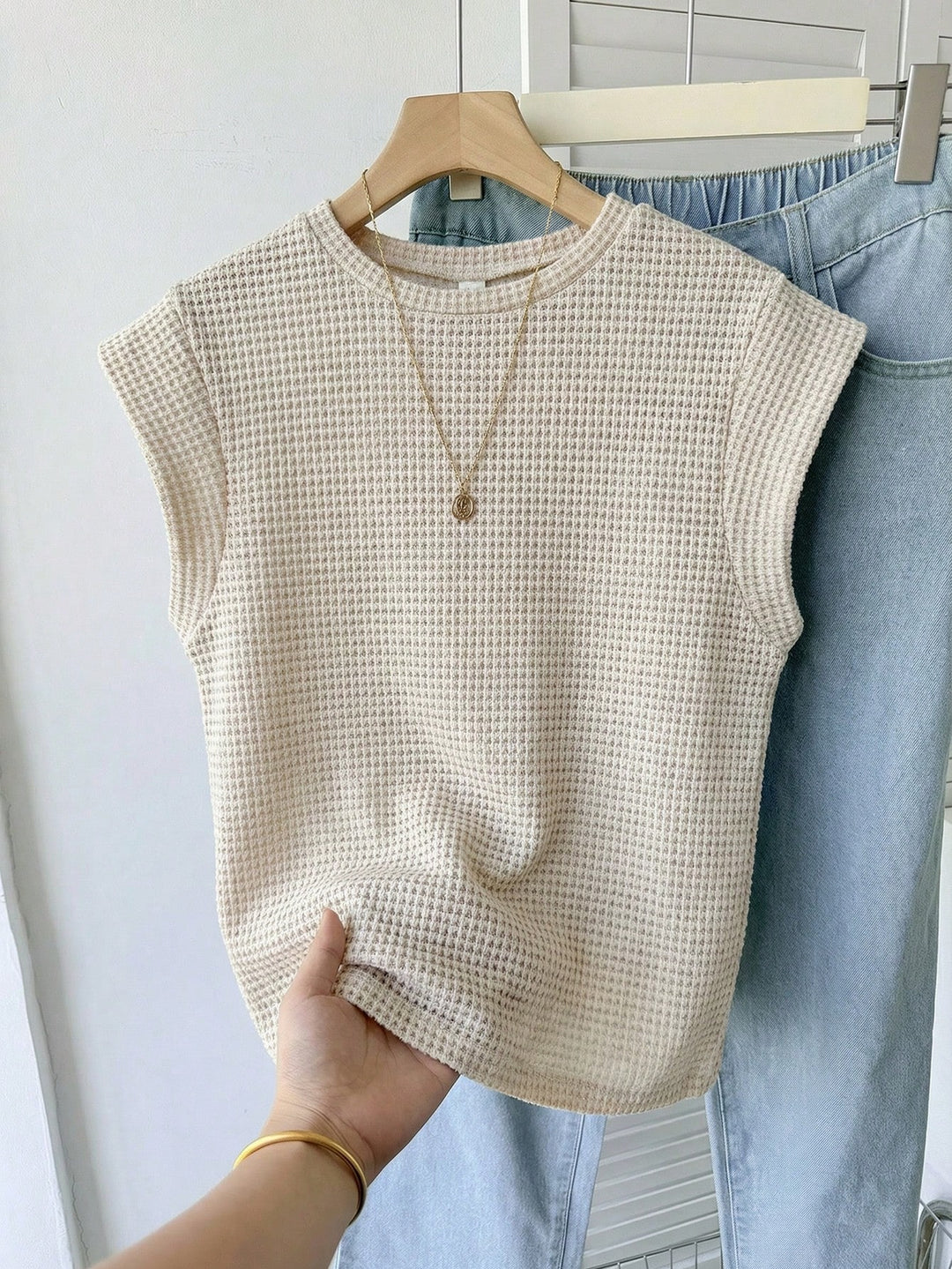 Tricou SHEIN, maro