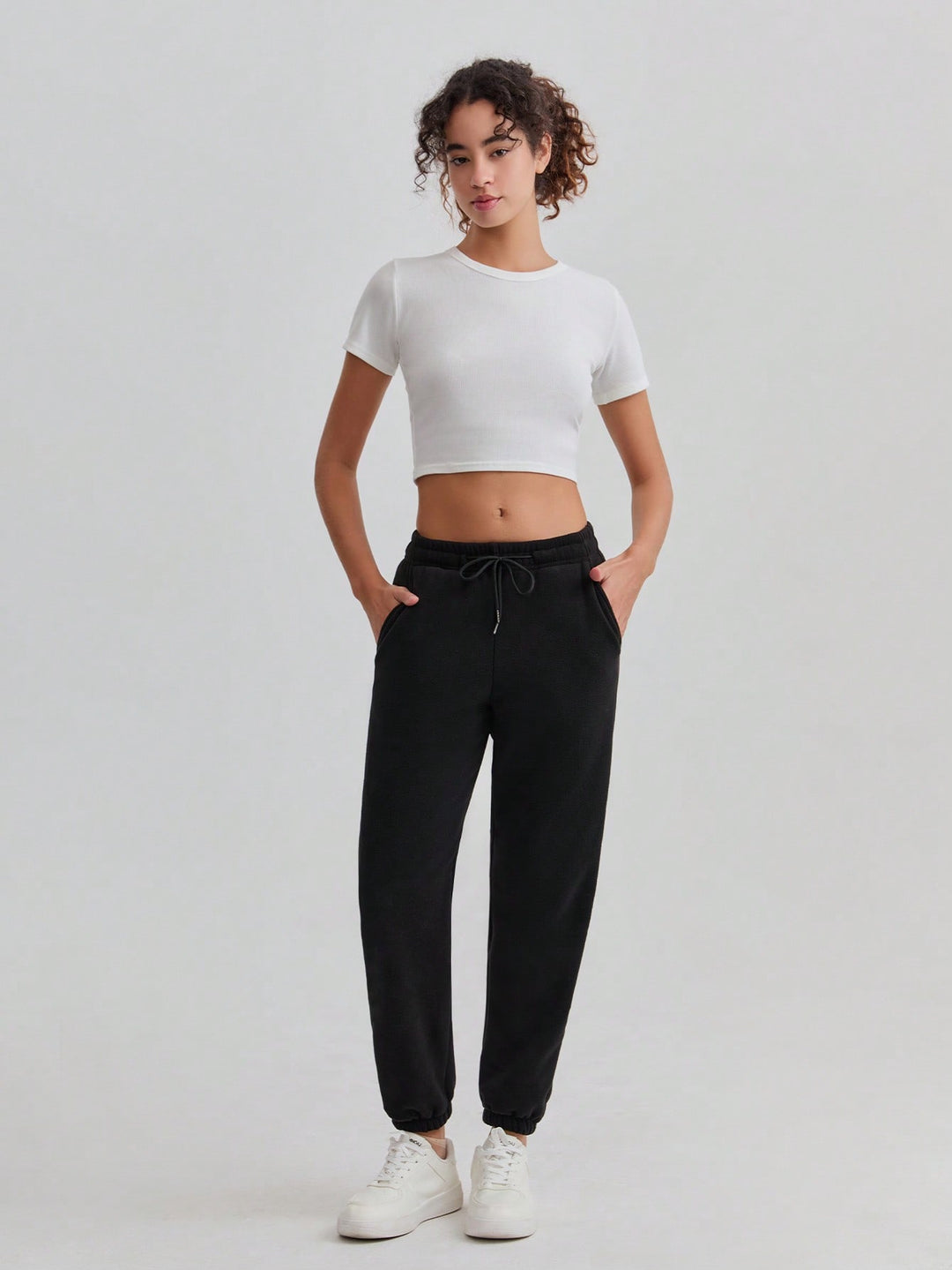 Pantaloni SHEIN, negru