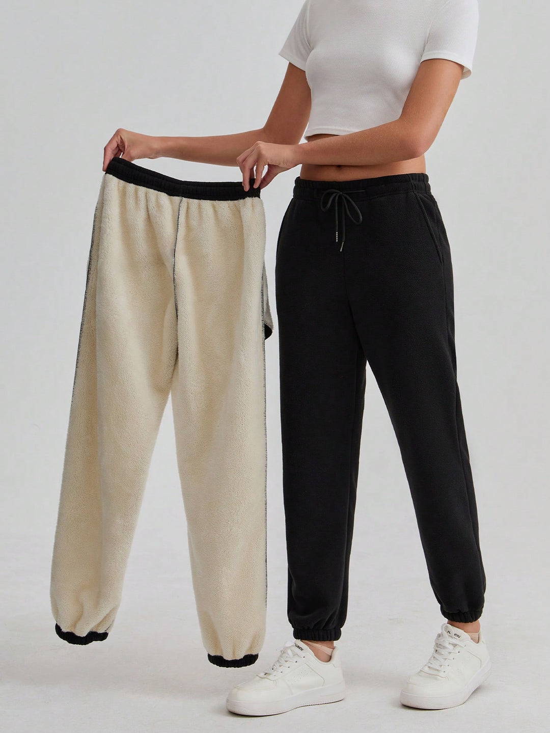 Pantaloni SHEIN, negru