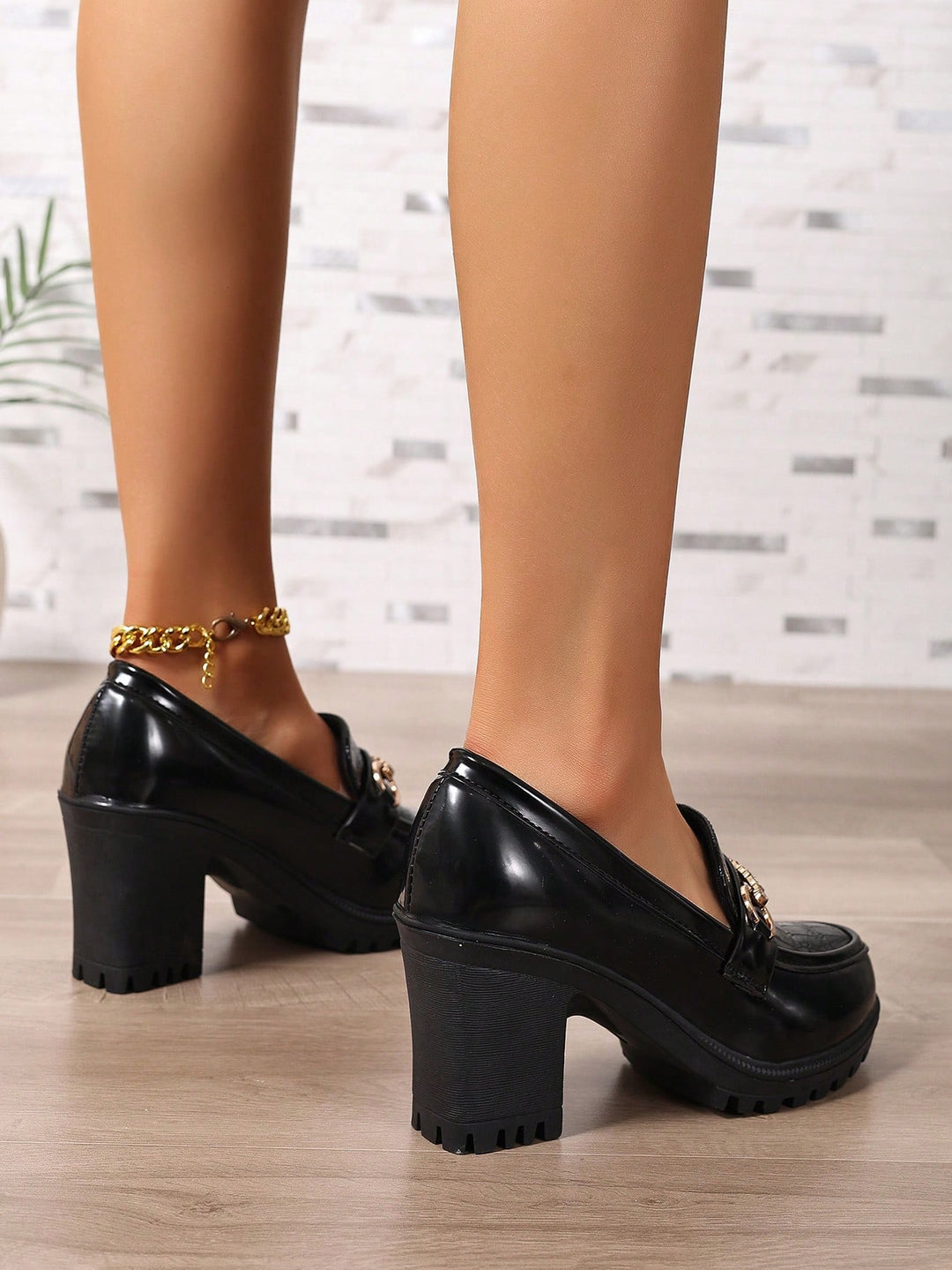 Pantofi cu toc SHEIN, negru