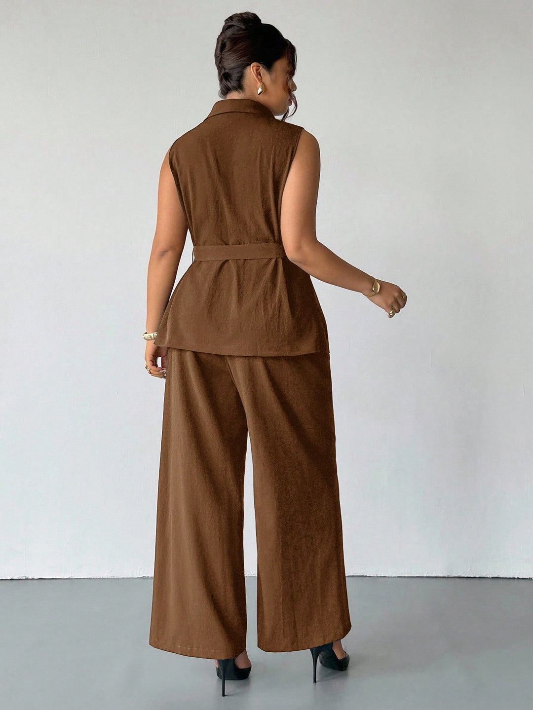 Costum SHEIN, maro