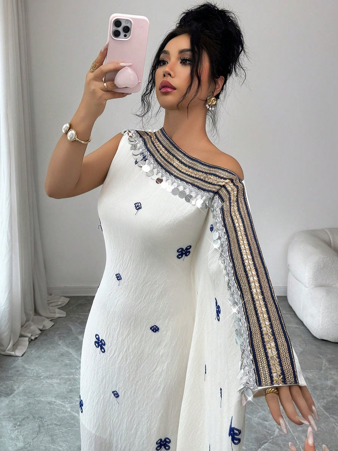 Rochie SHEIN, alb