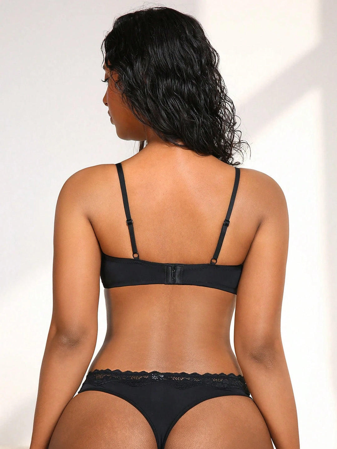 Set lenjerie intimă SHEIN, negru