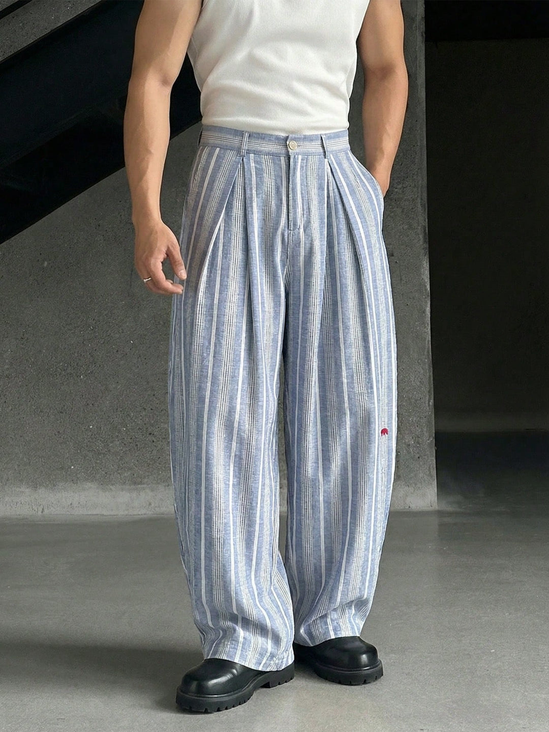 Pantalon SHEIN, albastru