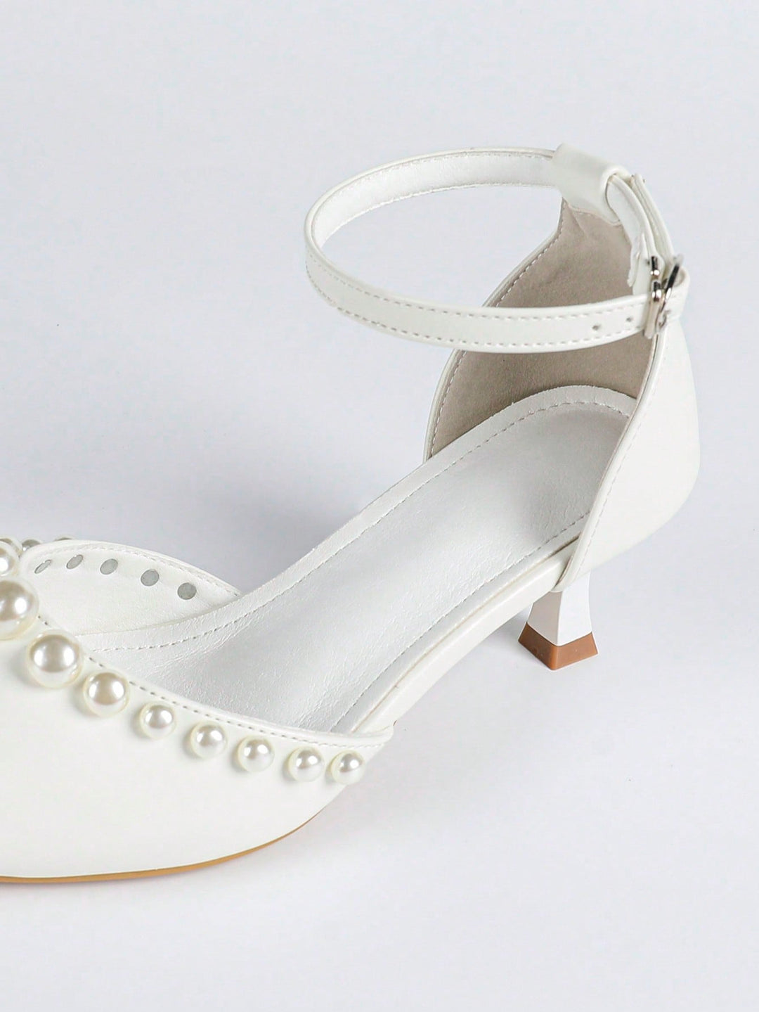 Pantofi cu toc SHEIN, alb