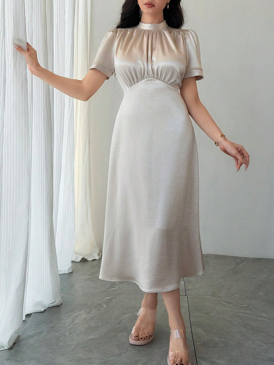 SHEIN Maxi ruha, bézs