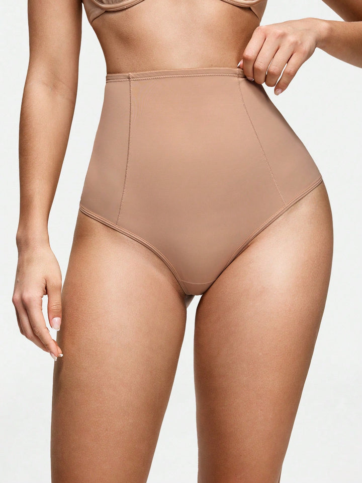 Lenjerie modelatoare SHEIN, bej