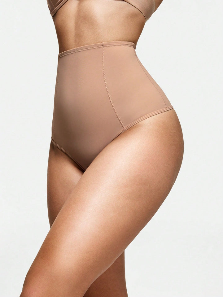 Lenjerie modelatoare SHEIN, bej