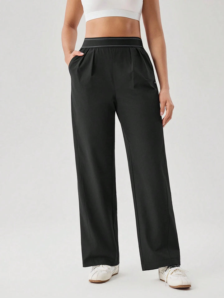 Pantaloni SHEIN, negru