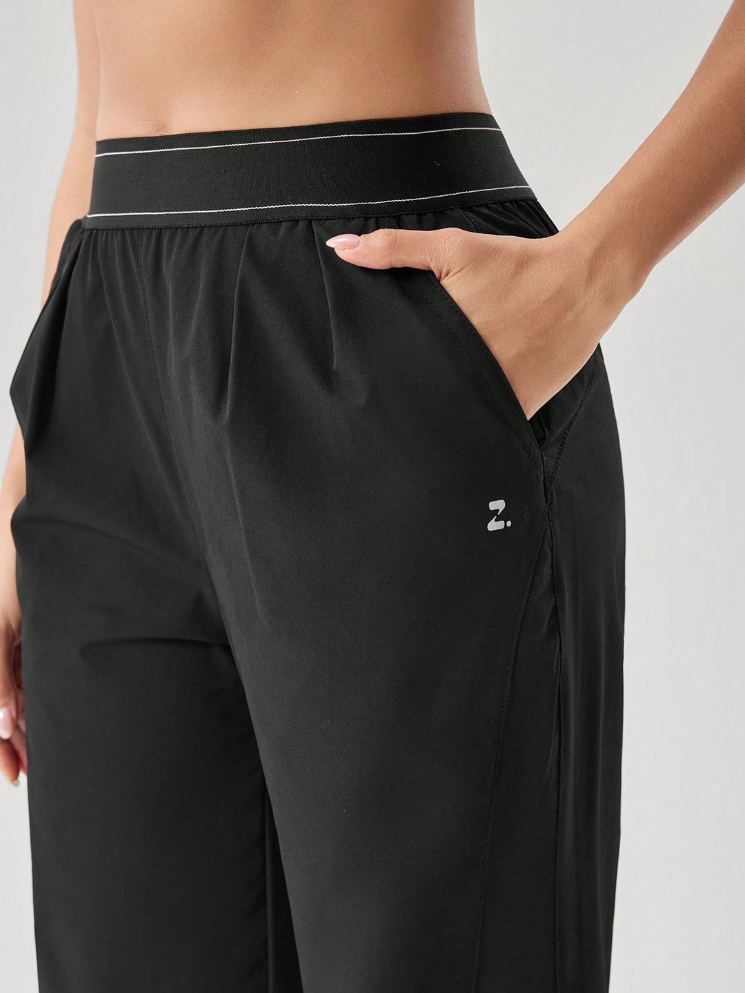 Pantaloni SHEIN, negru