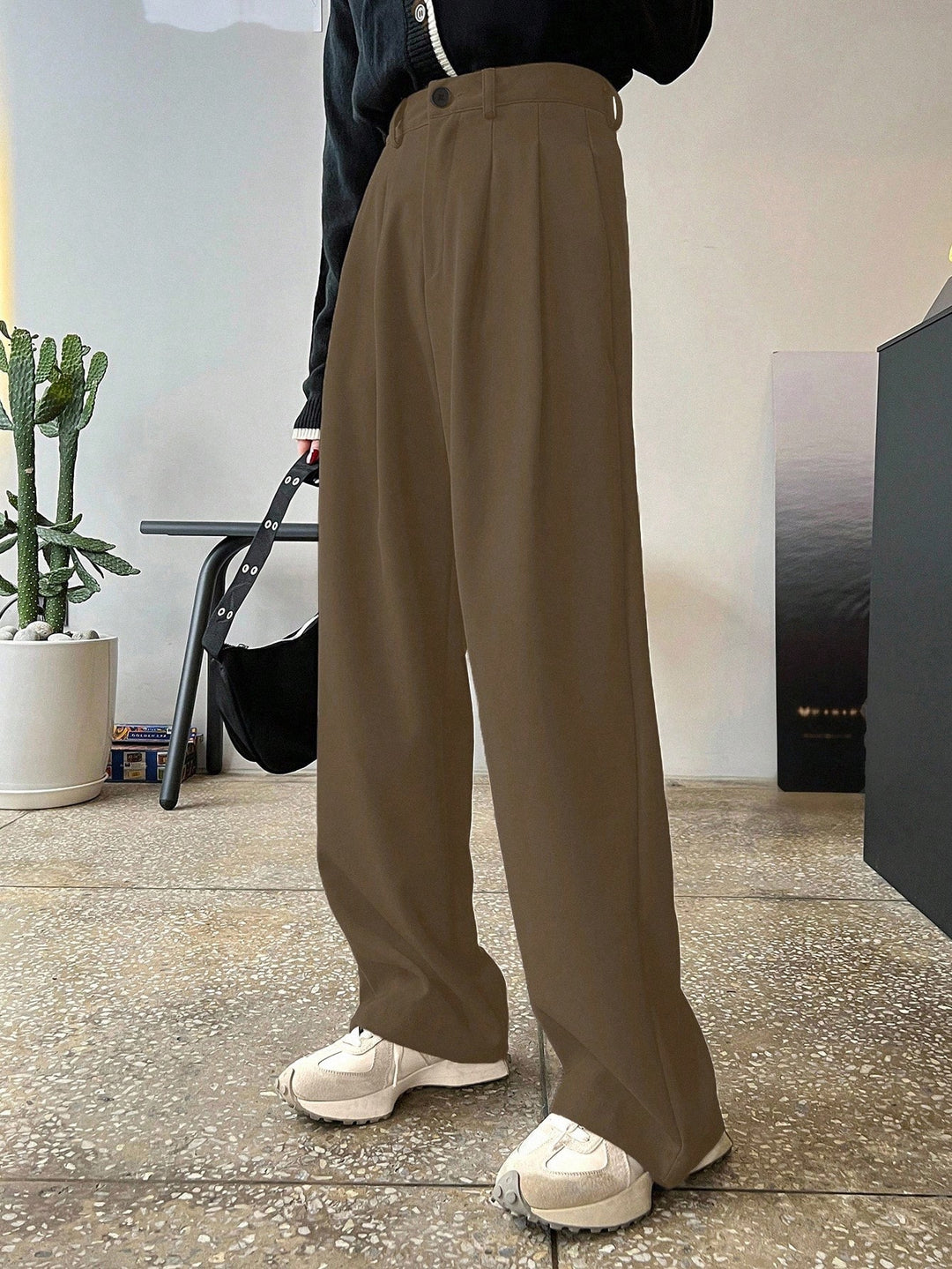 Pantaloni SHEIN, kaki