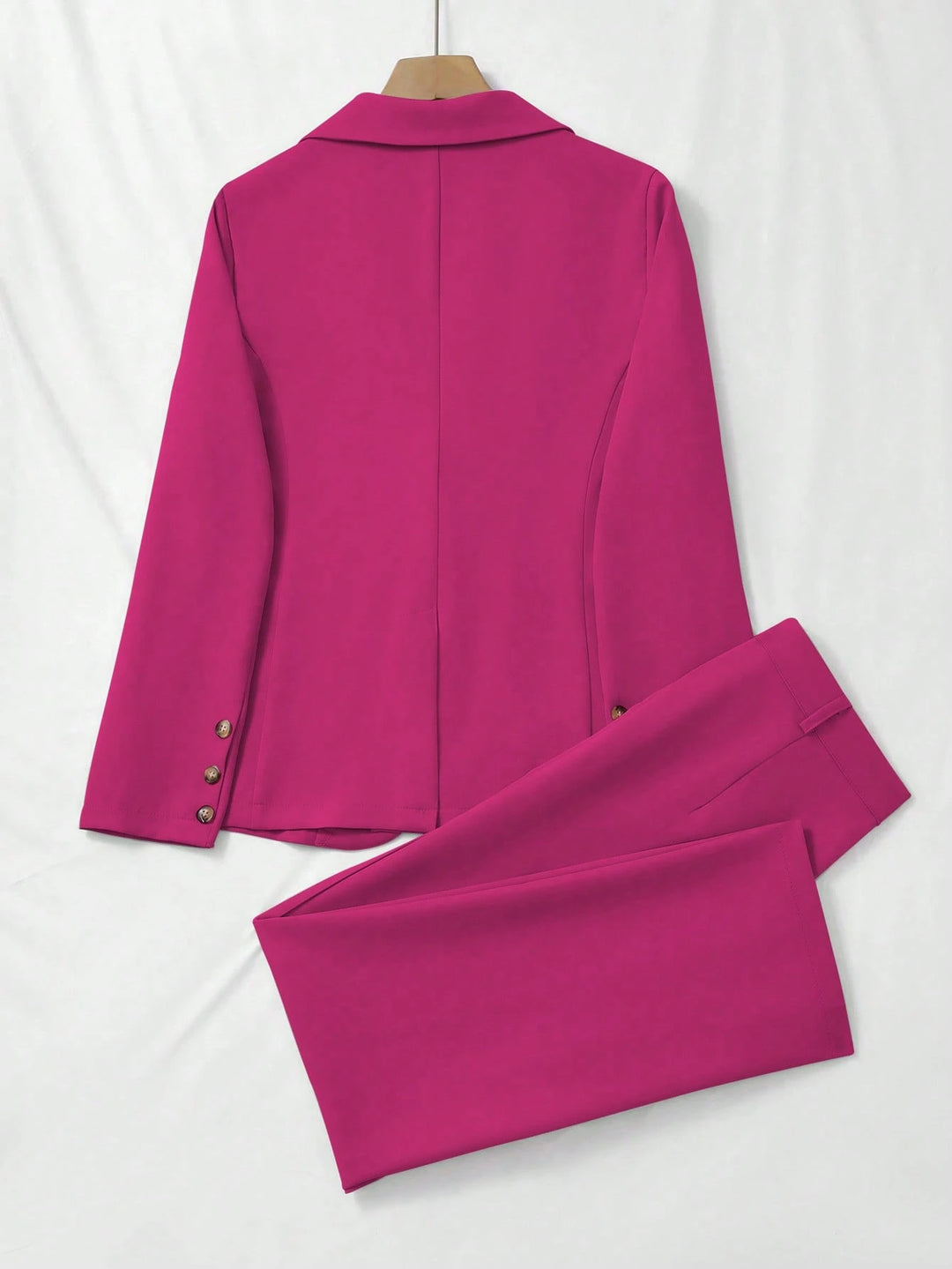 SHEIN együttes, rózsaszín