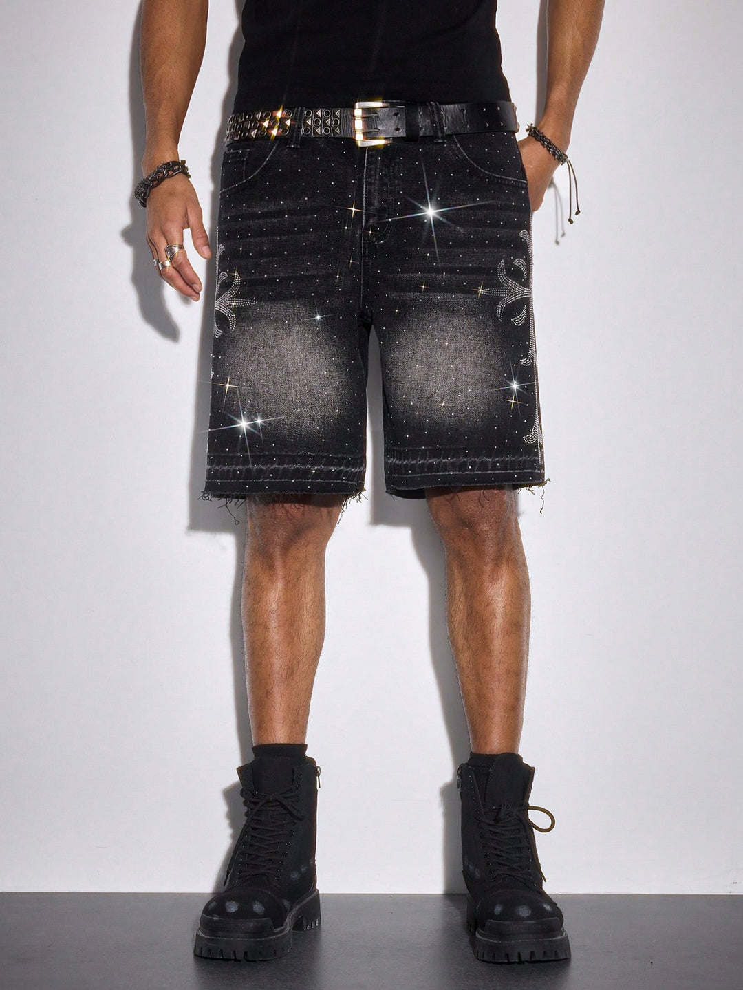 Pantaloni scurți SHEIN, negru