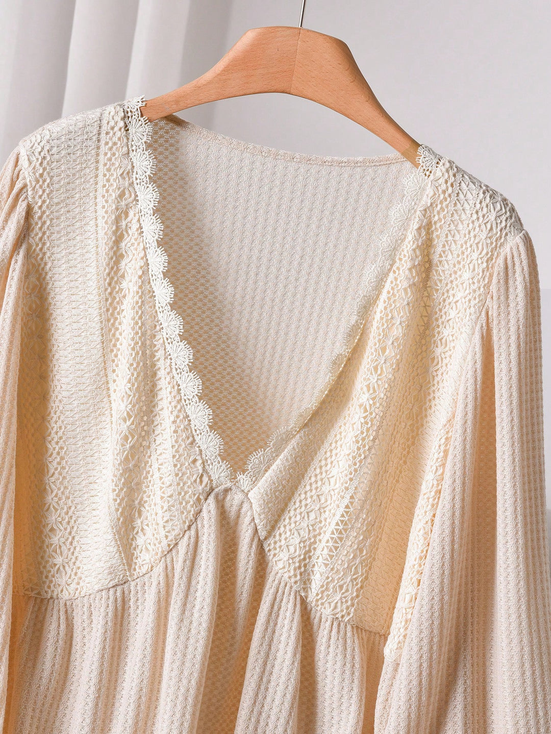Tricou SHEIN, bej