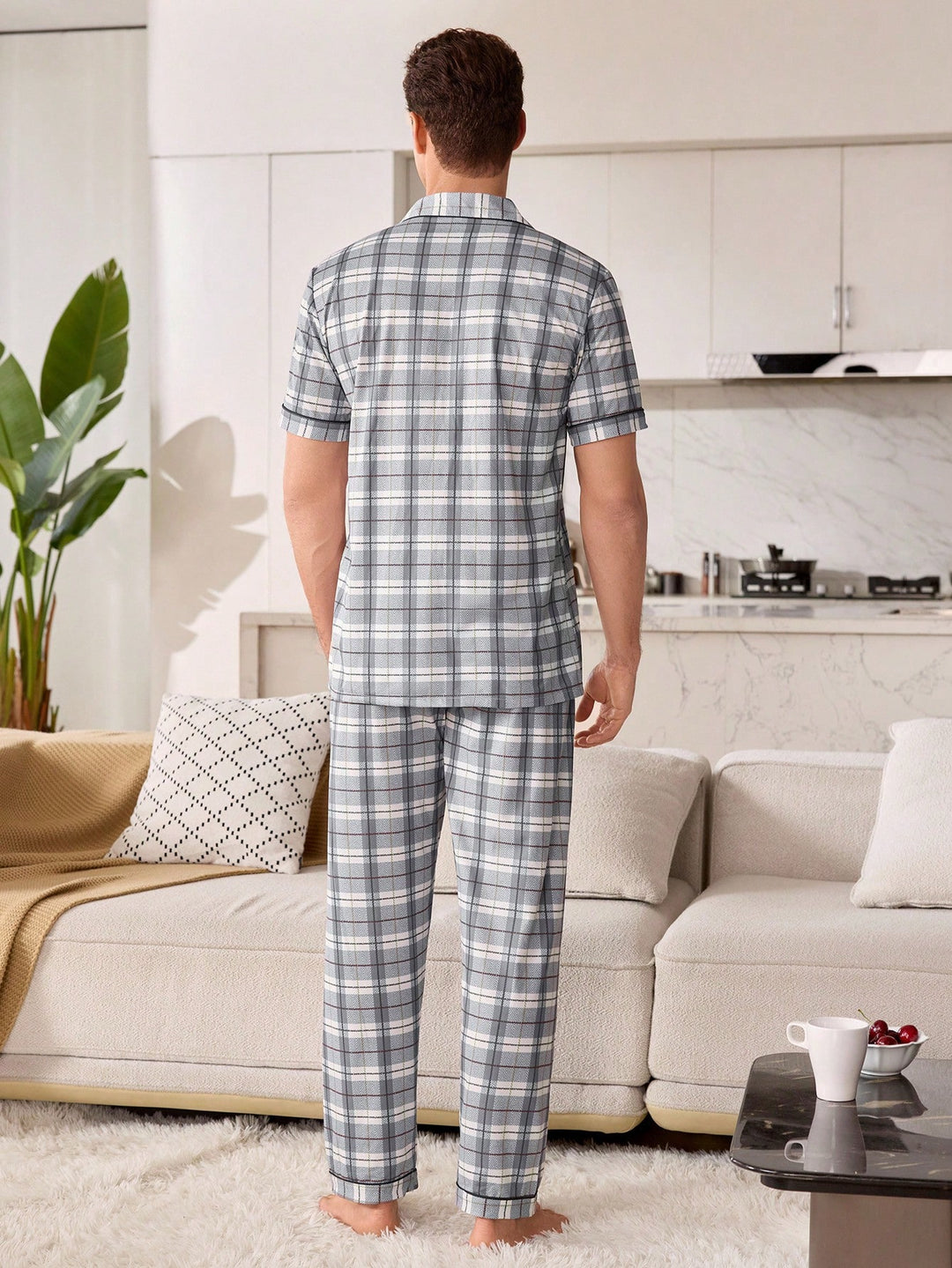 Pijamale SHEIN, mix culori