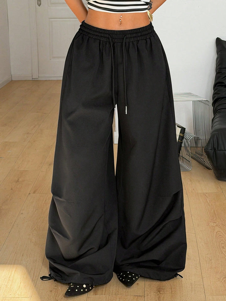 Pantaloni SHEIN, negru