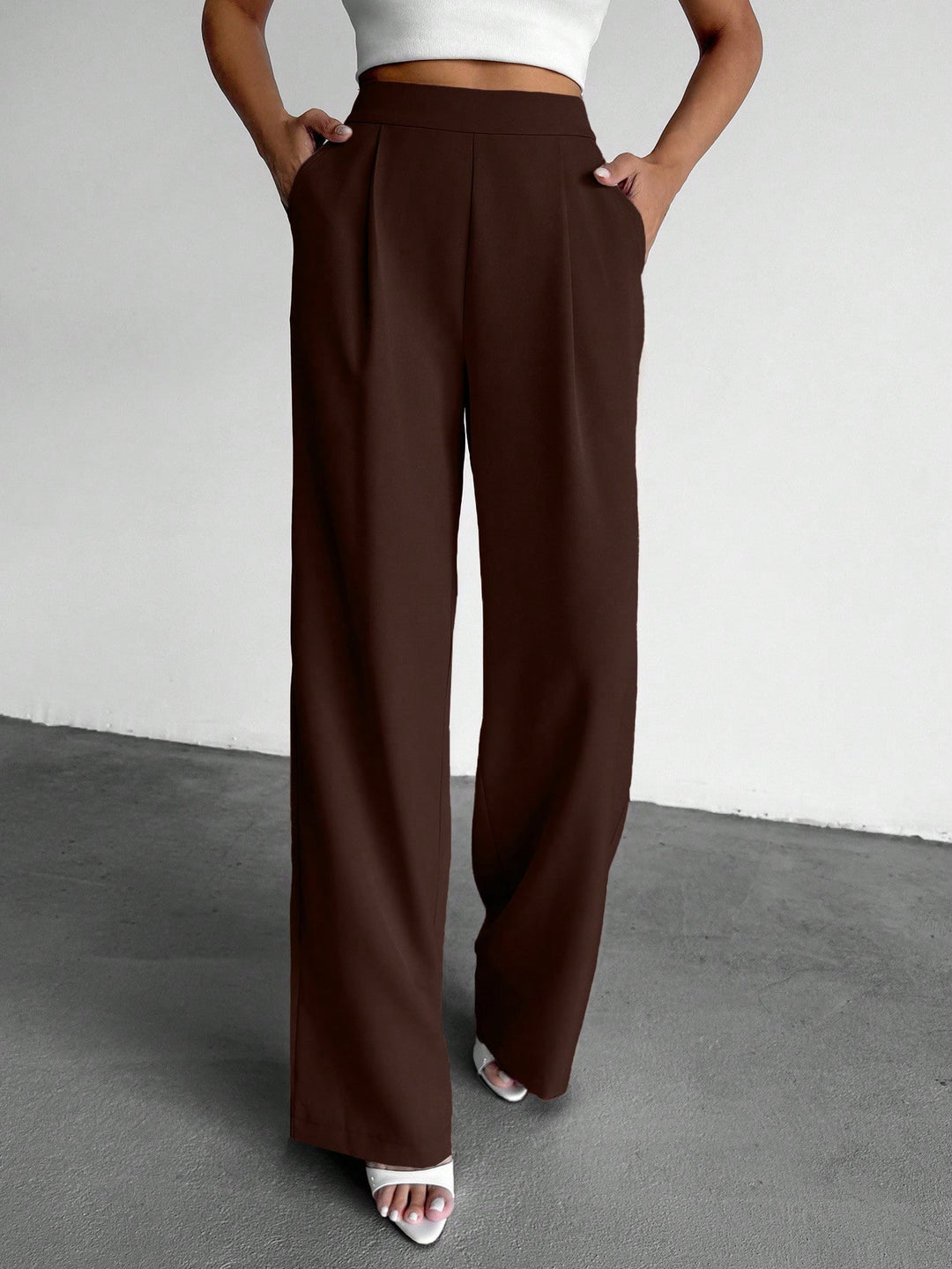 Pantaloni SHEIN, maro