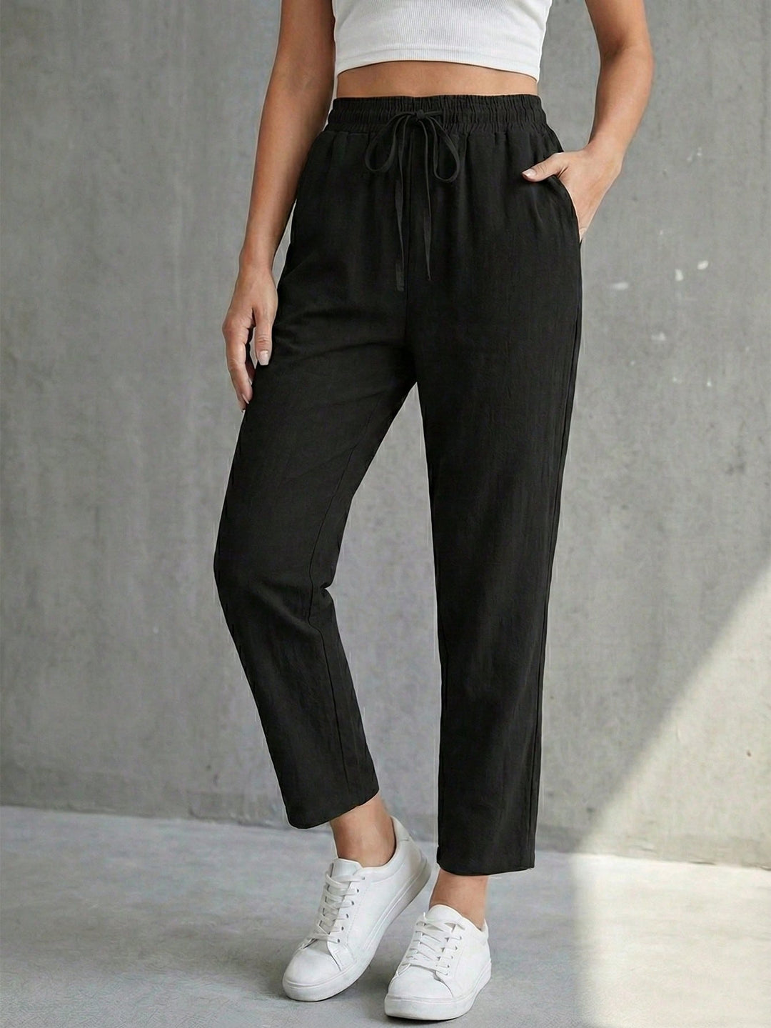 Pantaloni SHEIN, negru