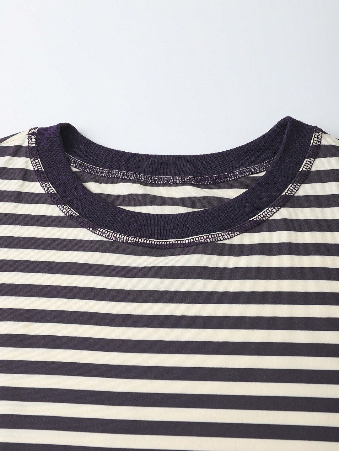 Tricou SHEIN, mov