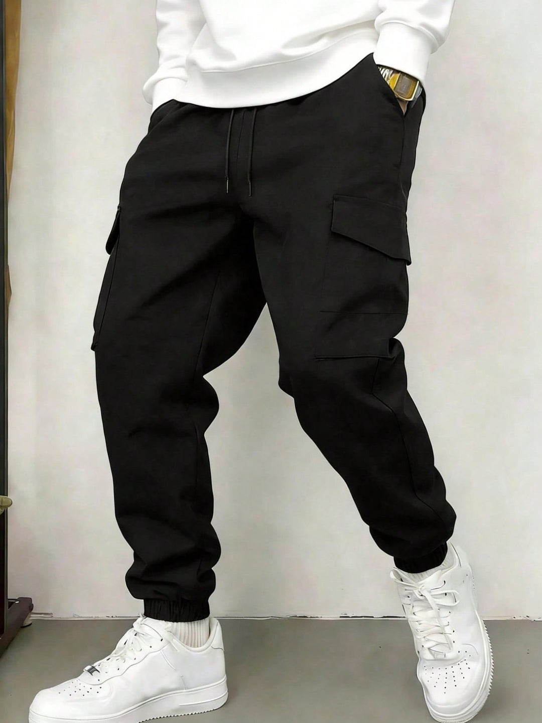 Pantaloni SHEIN, negru