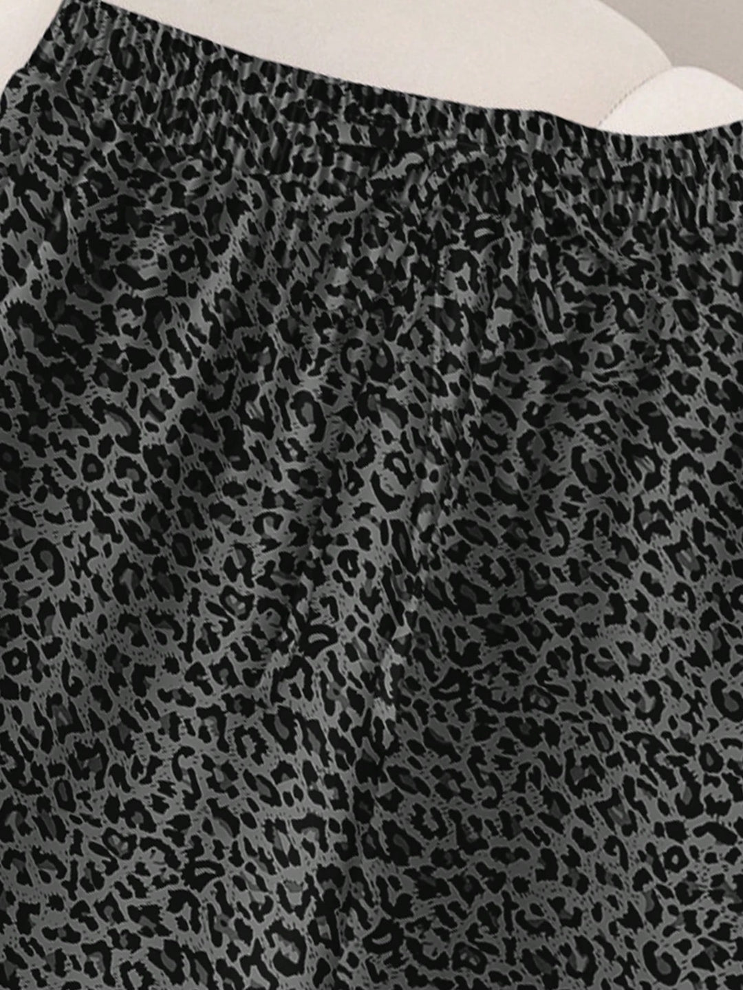 Pantaloni SHEIN, mix culori