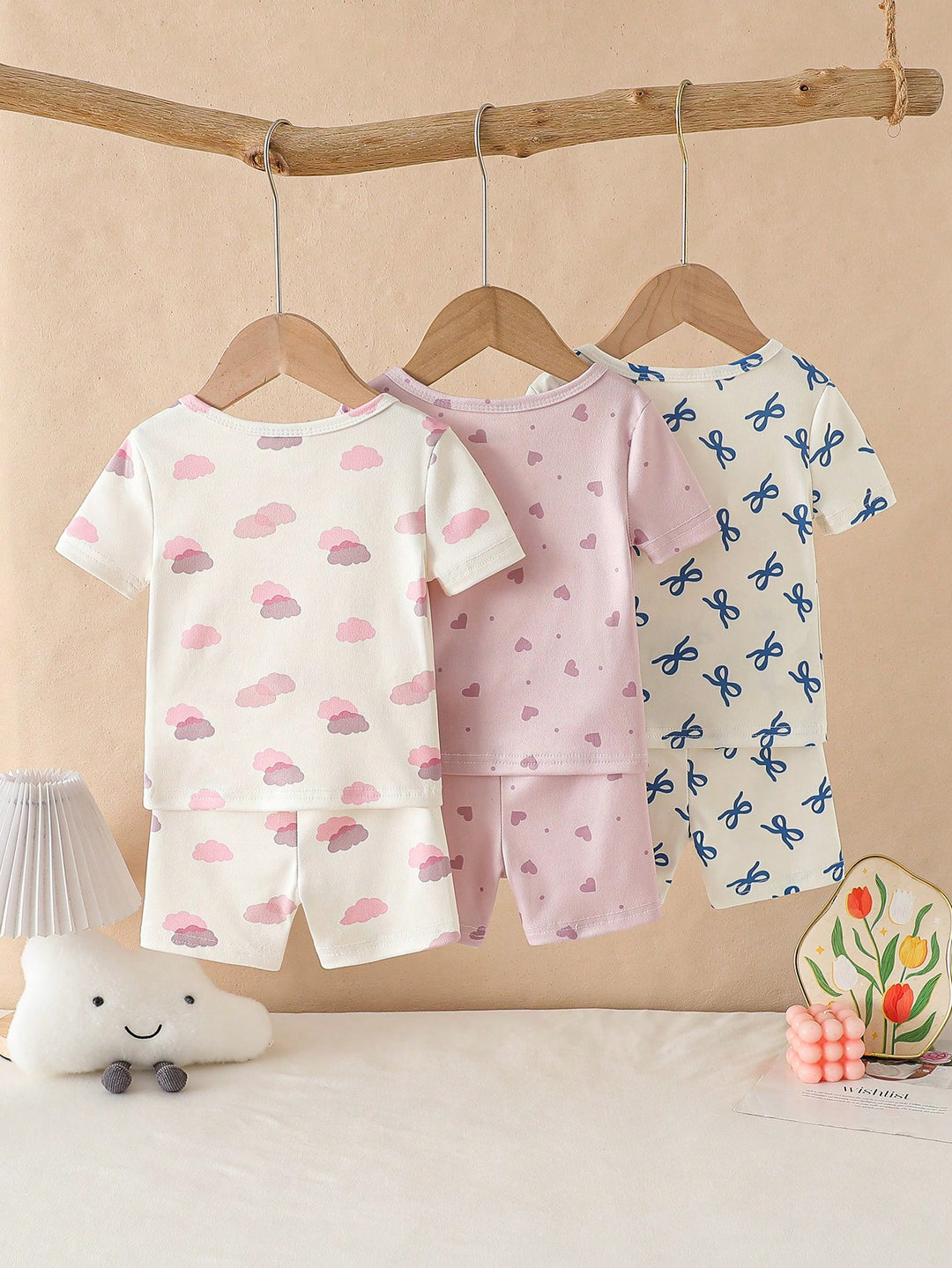 Pijama SHEIN, mix culori