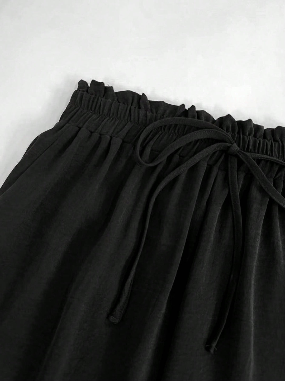 Pantaloni SHEIN, negru