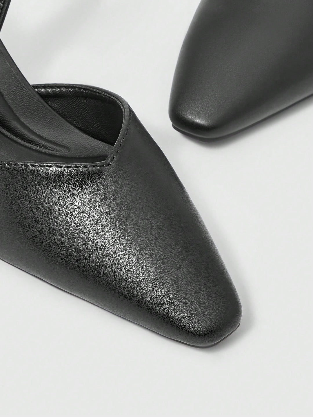 Pantofi cu toc SHEIN, negru