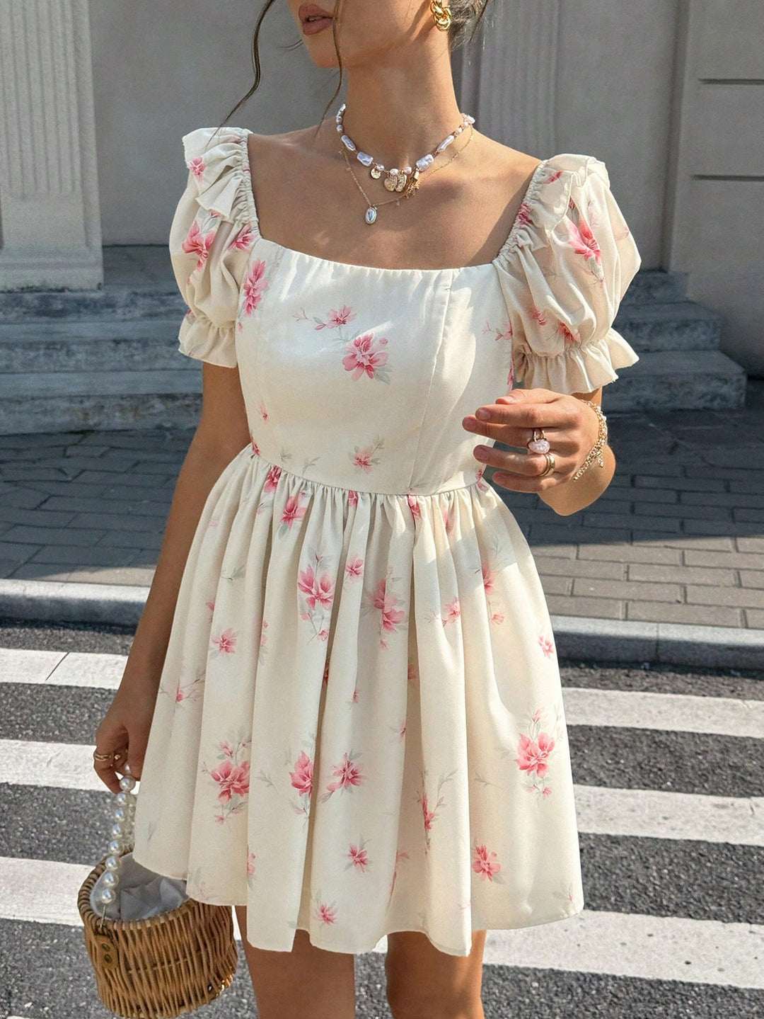 Rochie scurtă SHEIN, bej