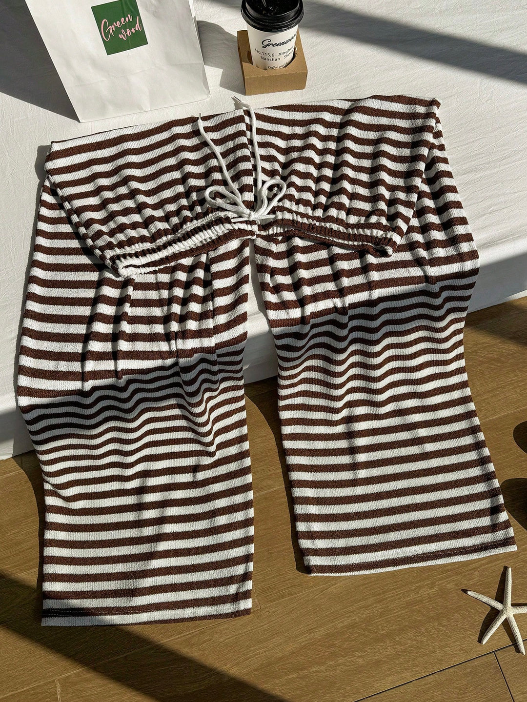 Pantaloni SHEIN, maro