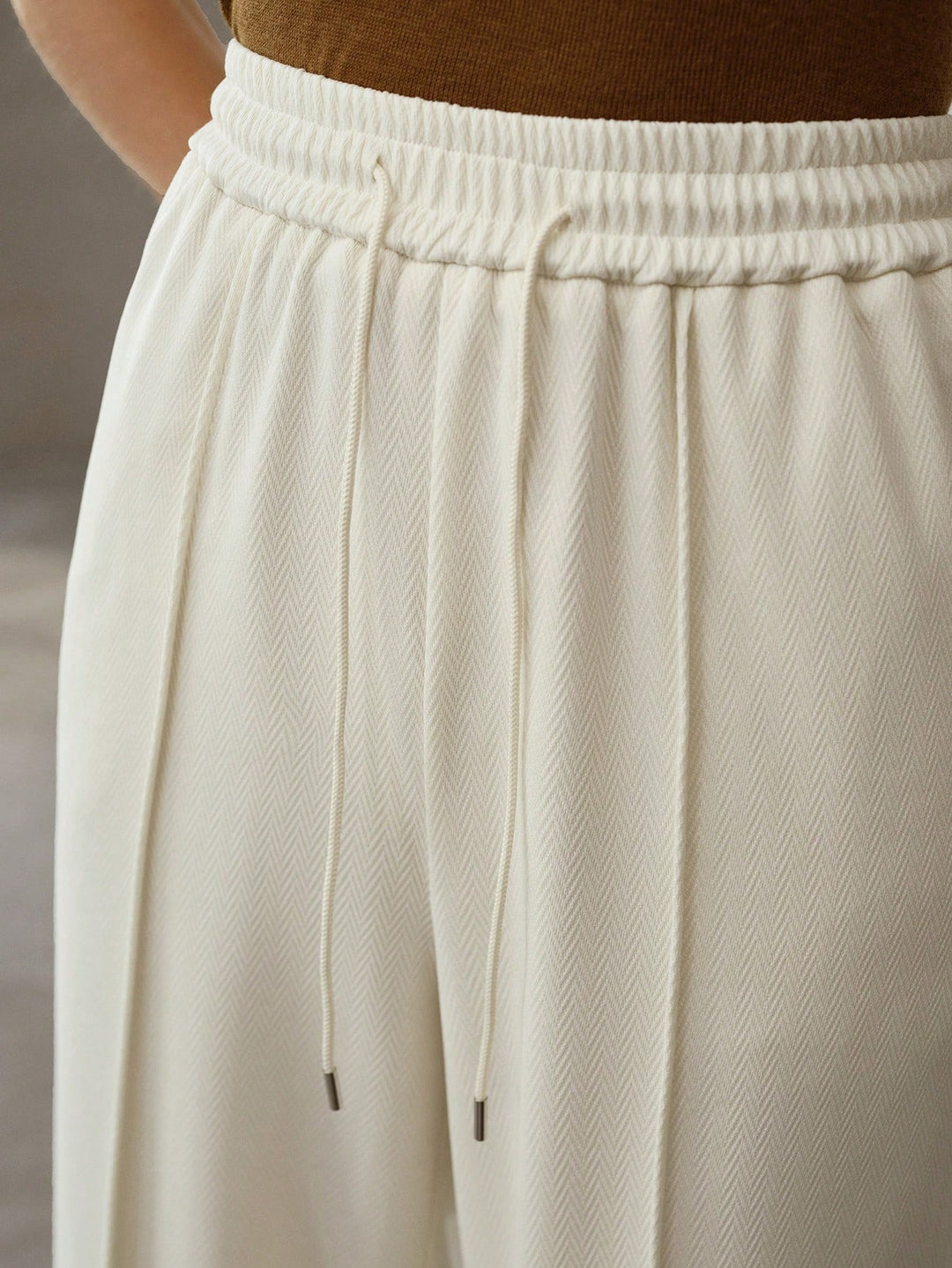 Pantaloni SHEIN, crem